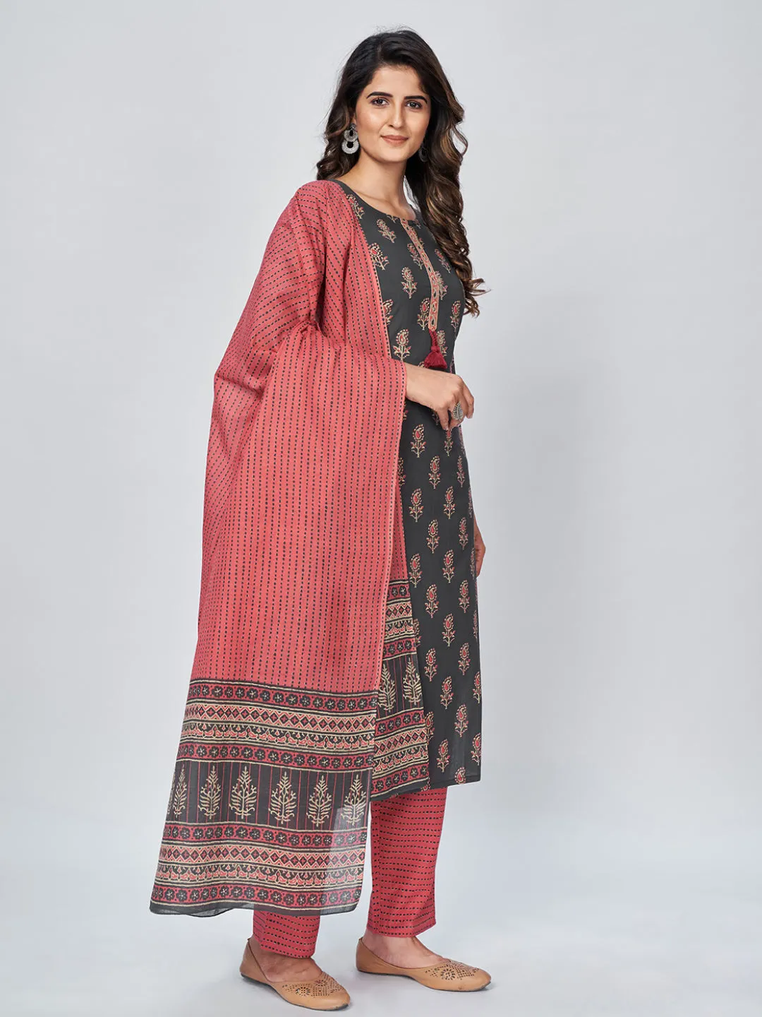 Women'S Printed & Embroidered Straight Cotton Grey Kurta Pant With Dupatta